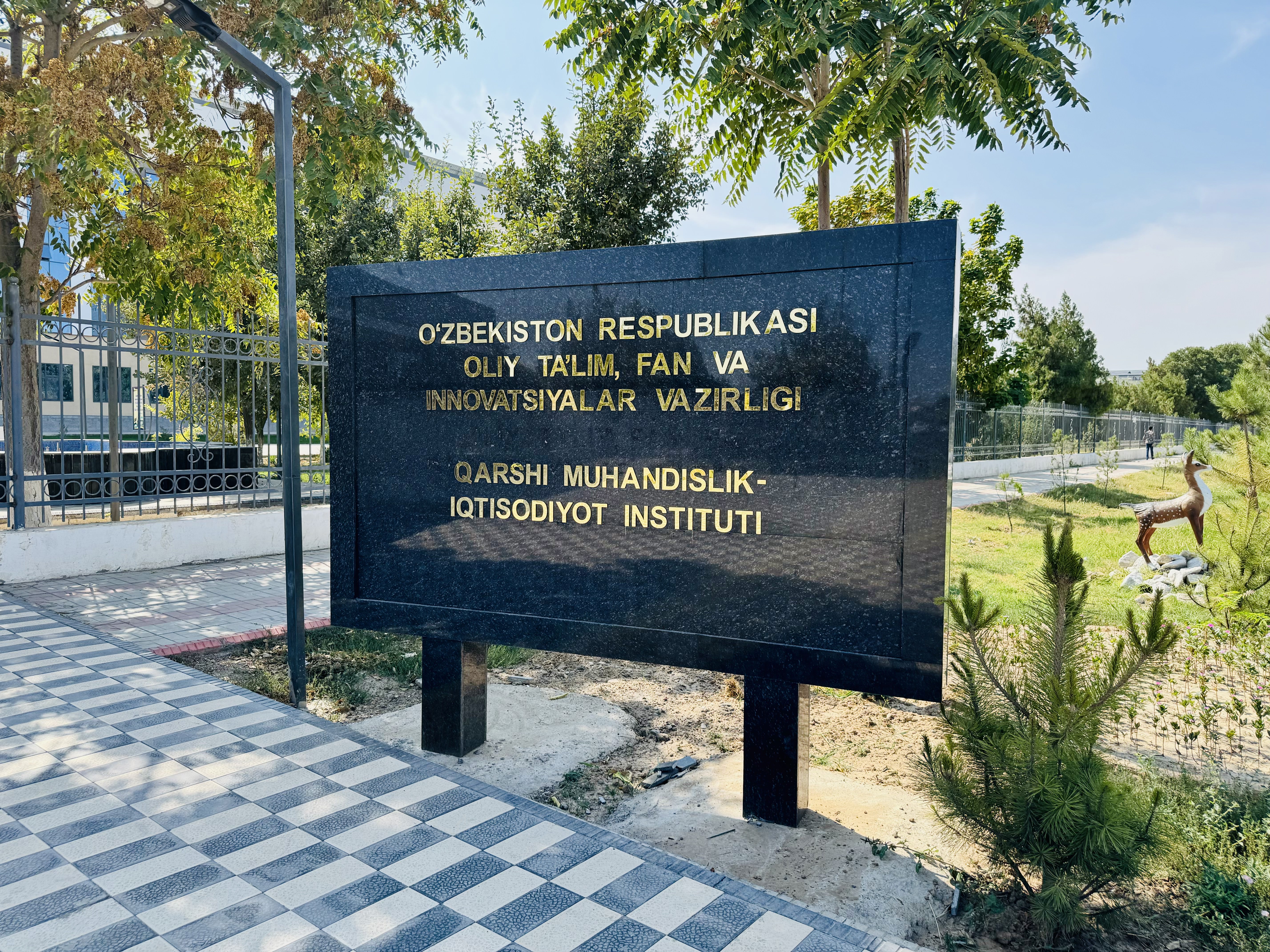 Anal quyruq porno rasmlar