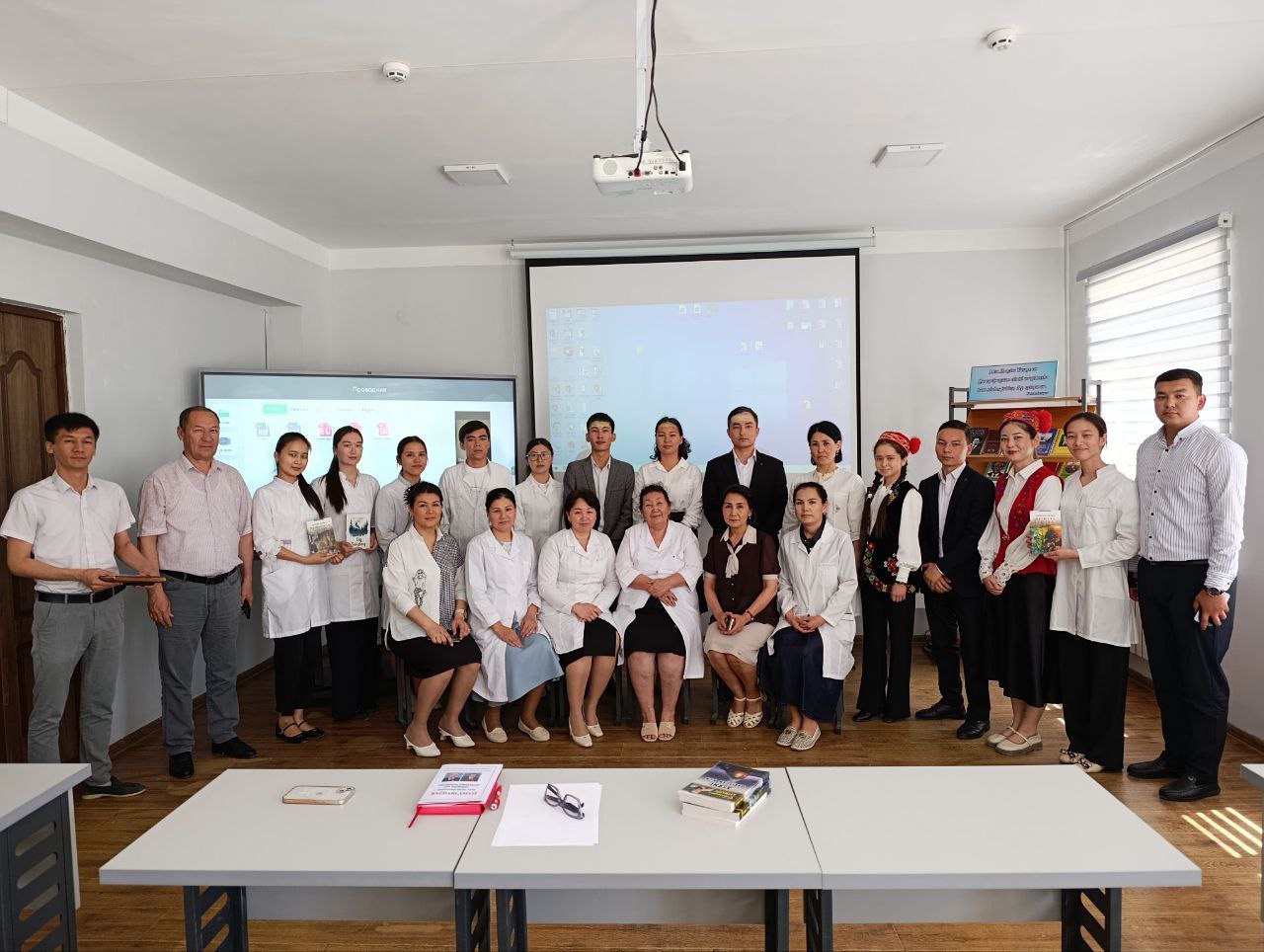 Onamning eshaklari porno